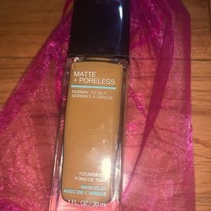 Maybelline FIT ME Matte+Poreless Foundation                       Cappuccino 340